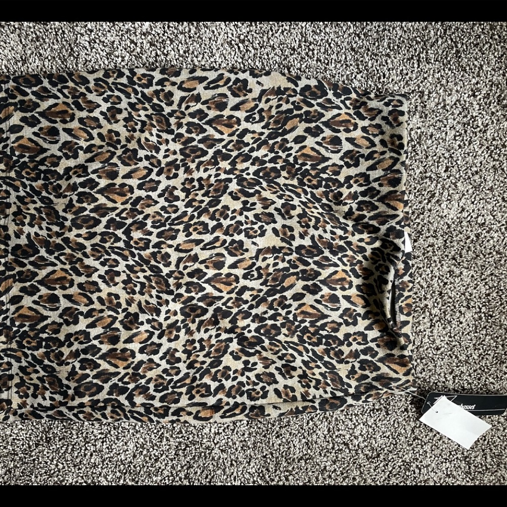 NWT Pencil skirt